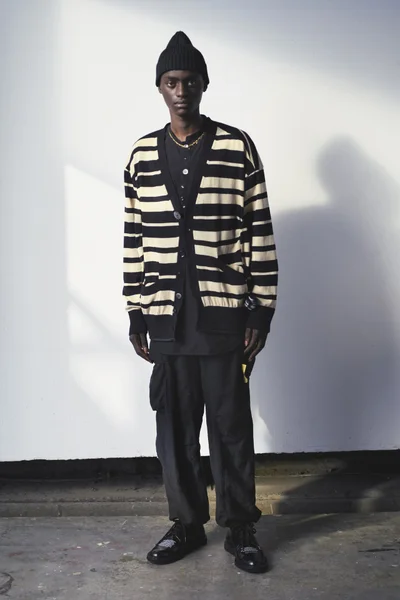 Look 30